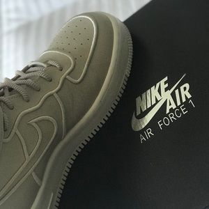 Nike women’s Air Force 1 high tops